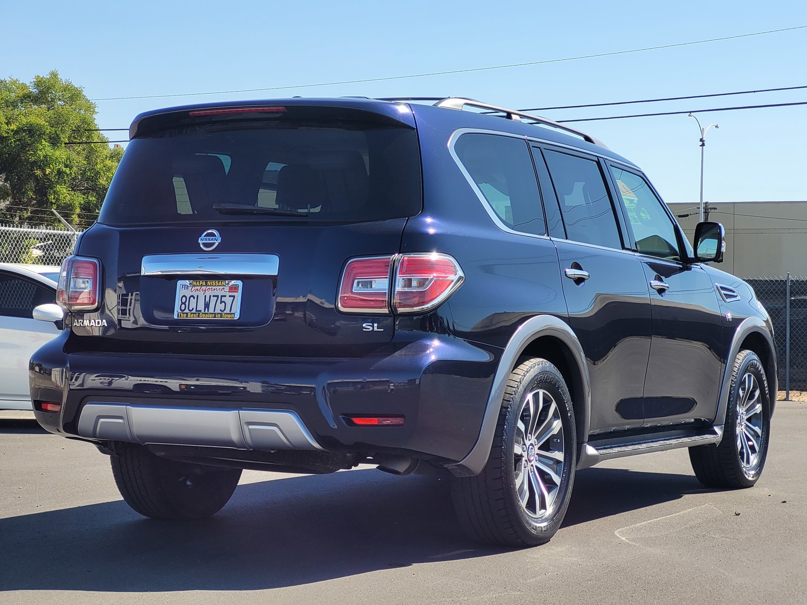 2018 Nissan Armada SL photo 2