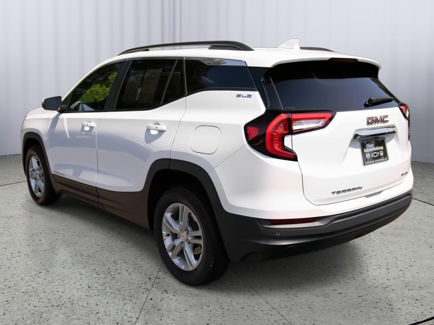2022 Gmc Terrain SLE photo 19