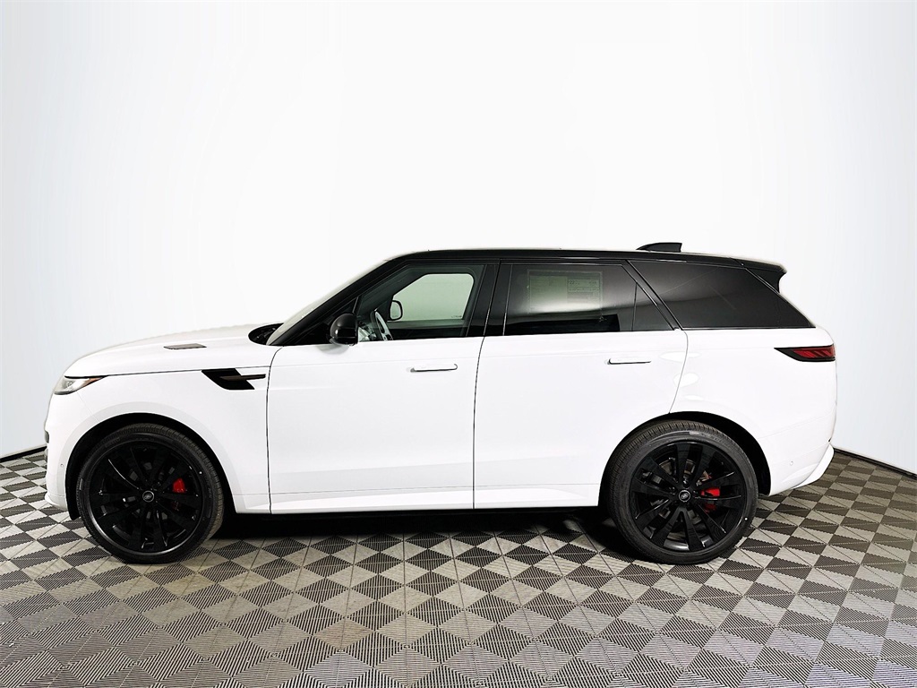 2025 Land Rover Range Rover Sport SE photo 8