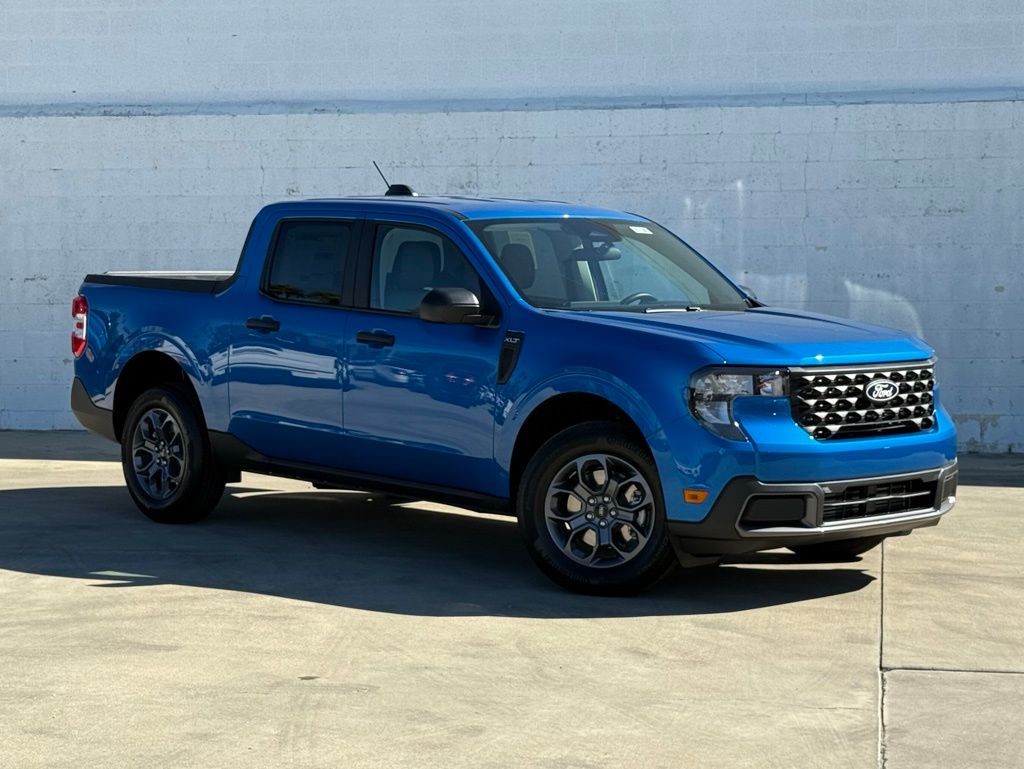 2025 Ford Maverick XLT's photo