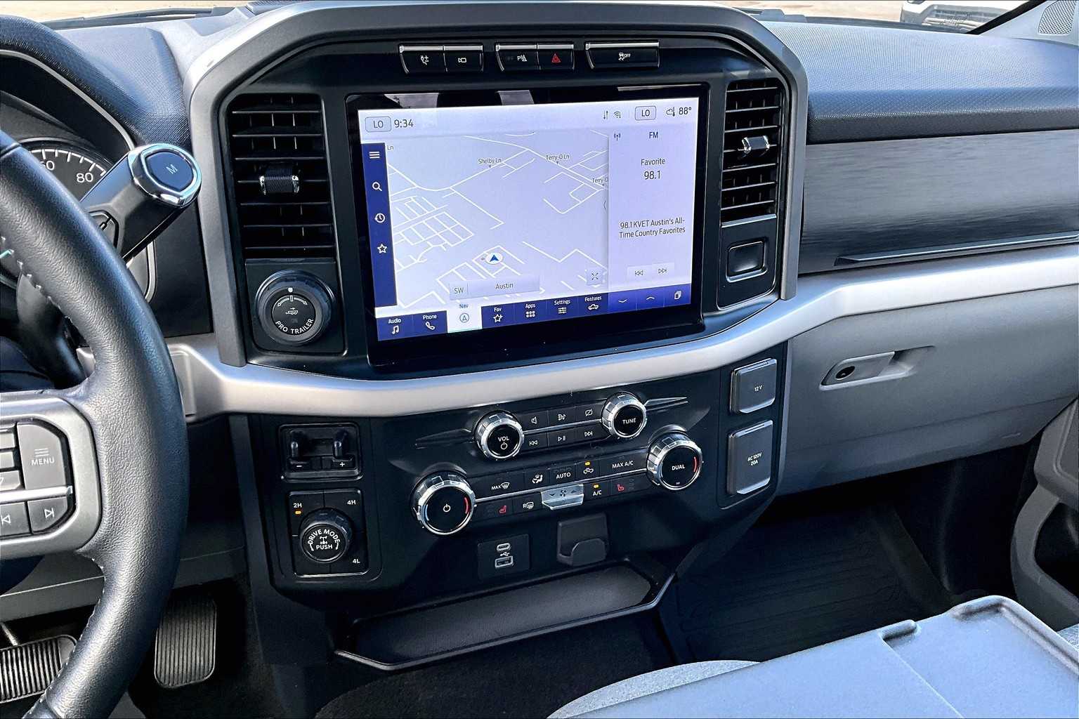 2022 Ford F-150 XLT photo 7