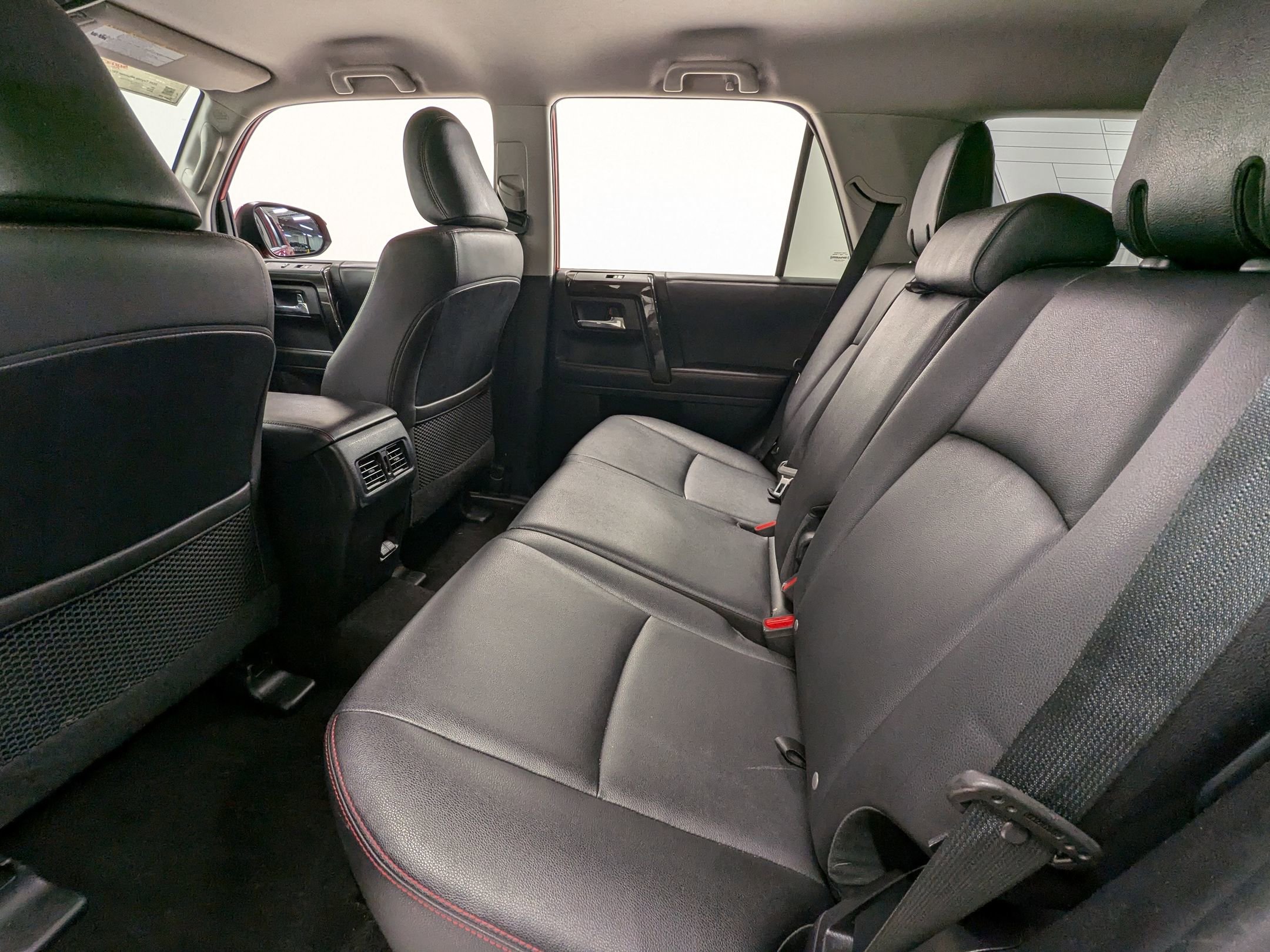 2020 Toyota 4Runner TRD Premium photo 18