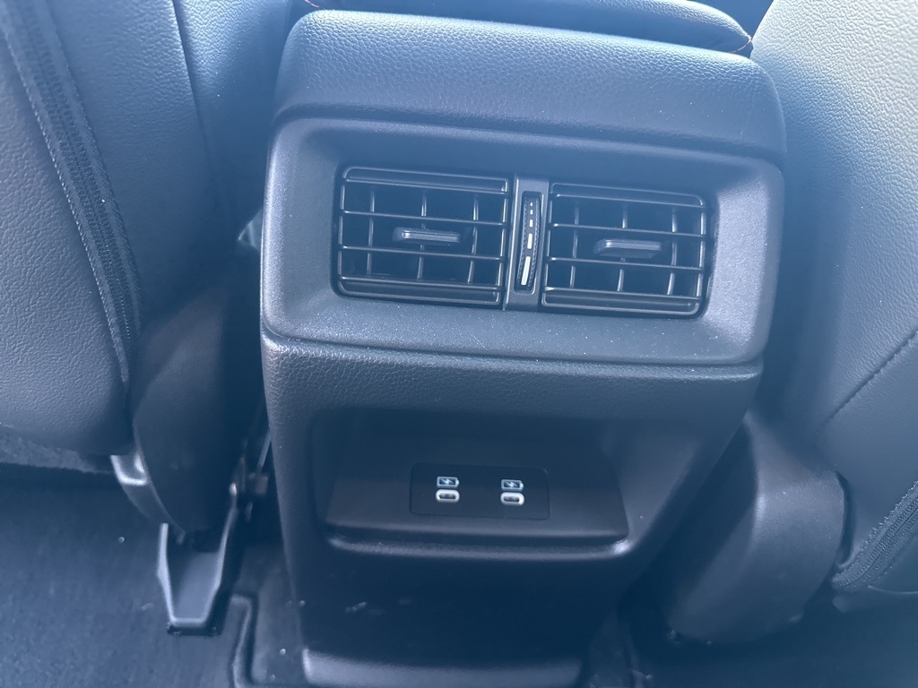2024 Honda CR-V Hybrid Sport Touring photo 12