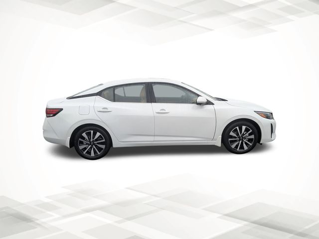 2025 Nissan Sentra SV photo 3