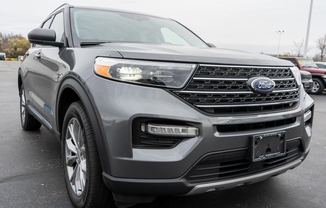 2023 Ford Explorer XLT photo 4