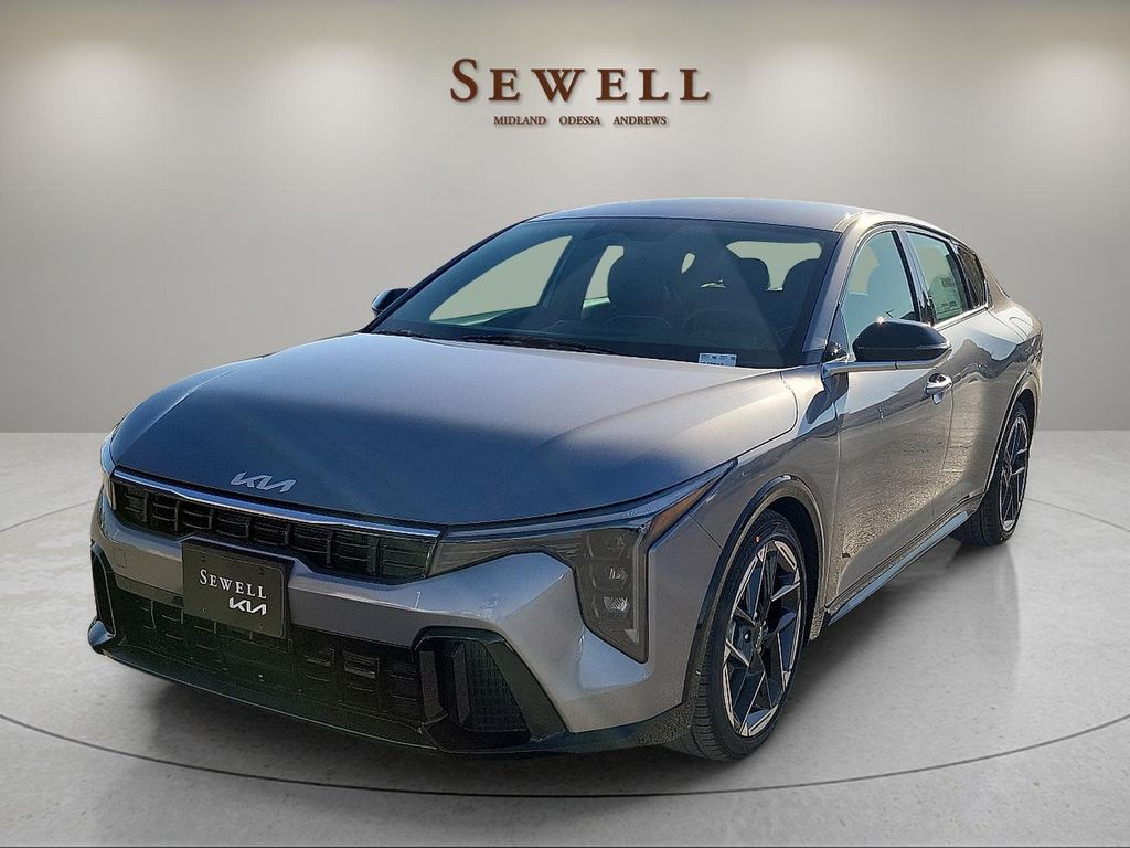 2025 Kia K4 GT-Line's photo