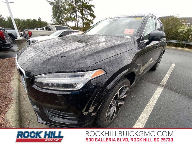 2021 Volvo XC90 Momentum