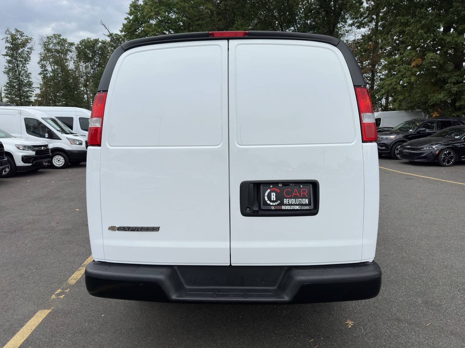 2023 Chevrolet Express Cargo Van photo 5