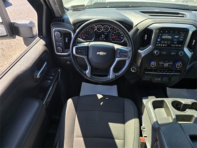 2020 Chevrolet Silverado 3500HD LT photo 3