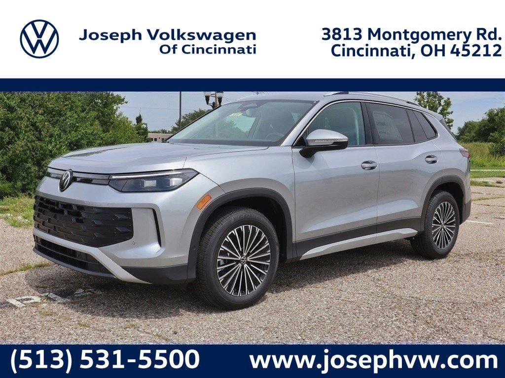 2025 Volkswagen Tiguan S's photo