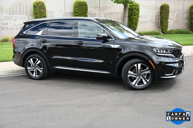 2023 Kia Sorento Hybrid EX photo 2