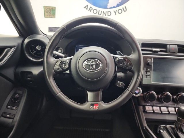 2022 Toyota GR86 Base photo 18