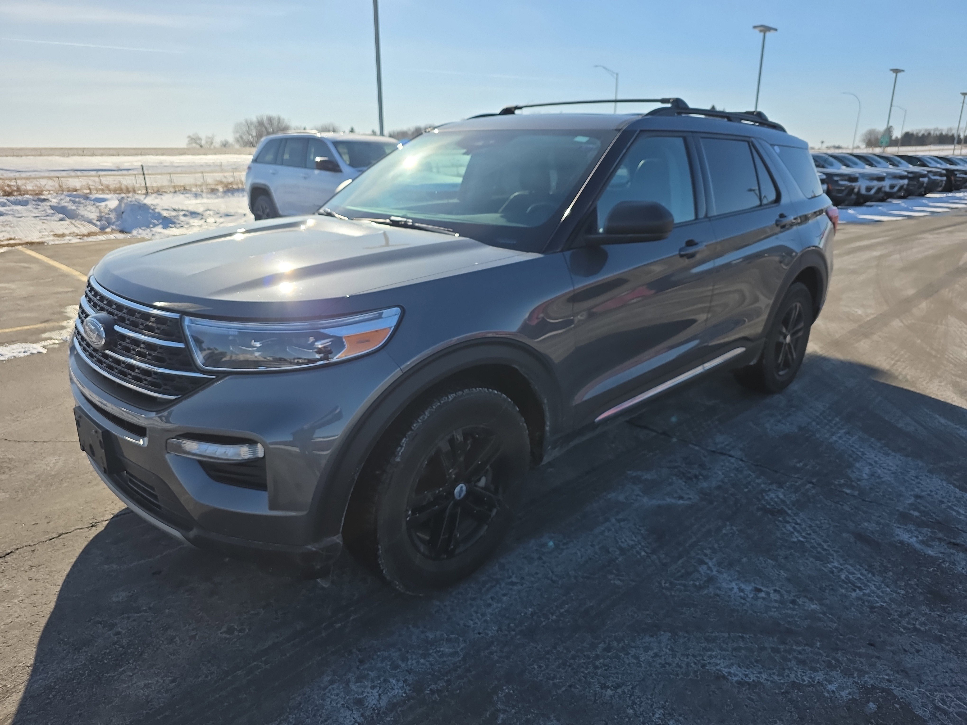 Used 2021 Ford Explorer XLT with VIN 1FMSK8DH2MGB91298 for sale in Saint Charles, Minnesota