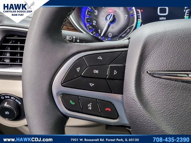 2023 CHRYSLER PACIFICA - Image 17