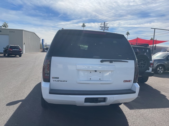 2011 Gmc Yukon SLE photo 4