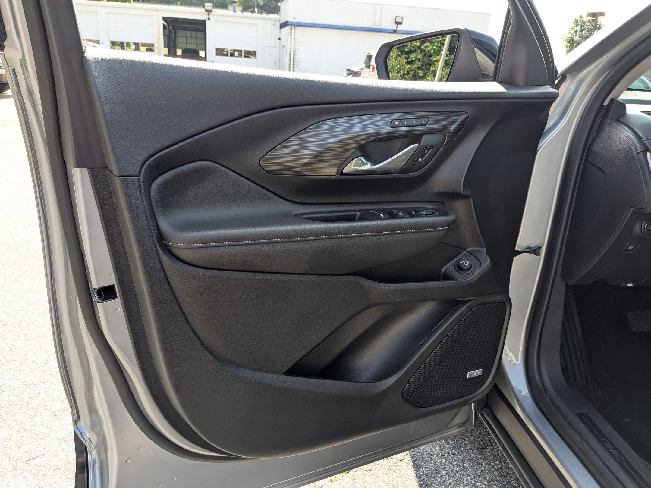 2024 Gmc Terrain SLT photo 11