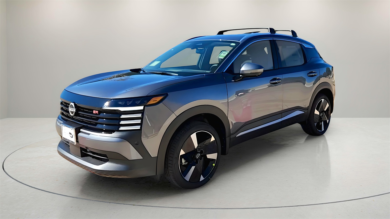 2025 Nissan Kicks SR photo 3