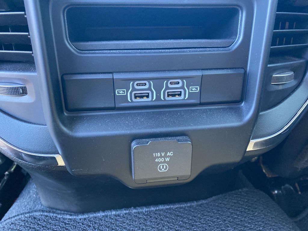 2024 Ram 2500 Laramie photo 35