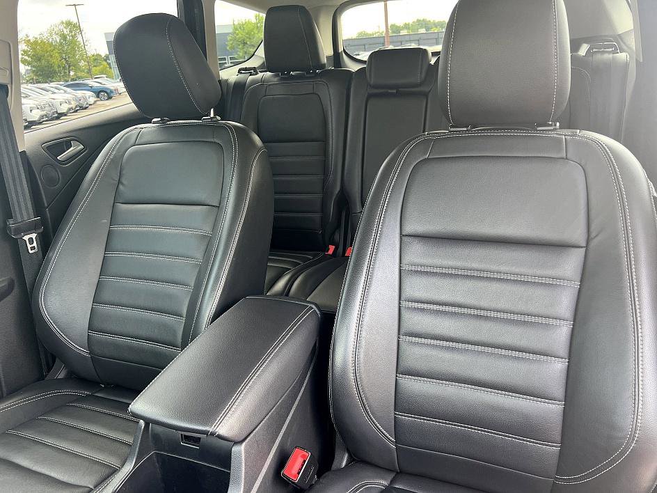 2019 Ford Escape Titanium photo 13
