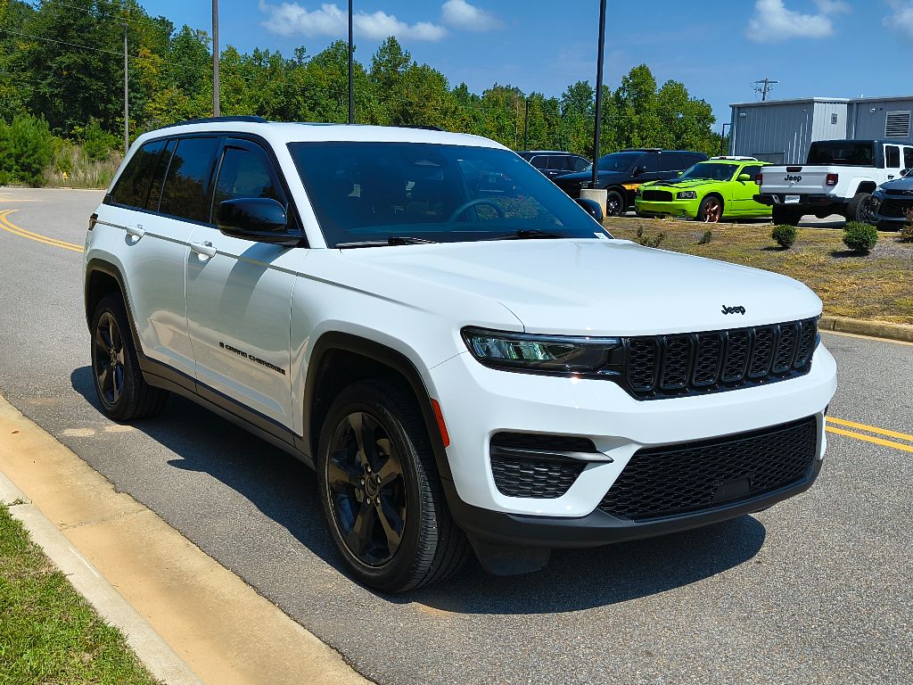 2023 Jeep Grand Cherokee Altitude X photo 8