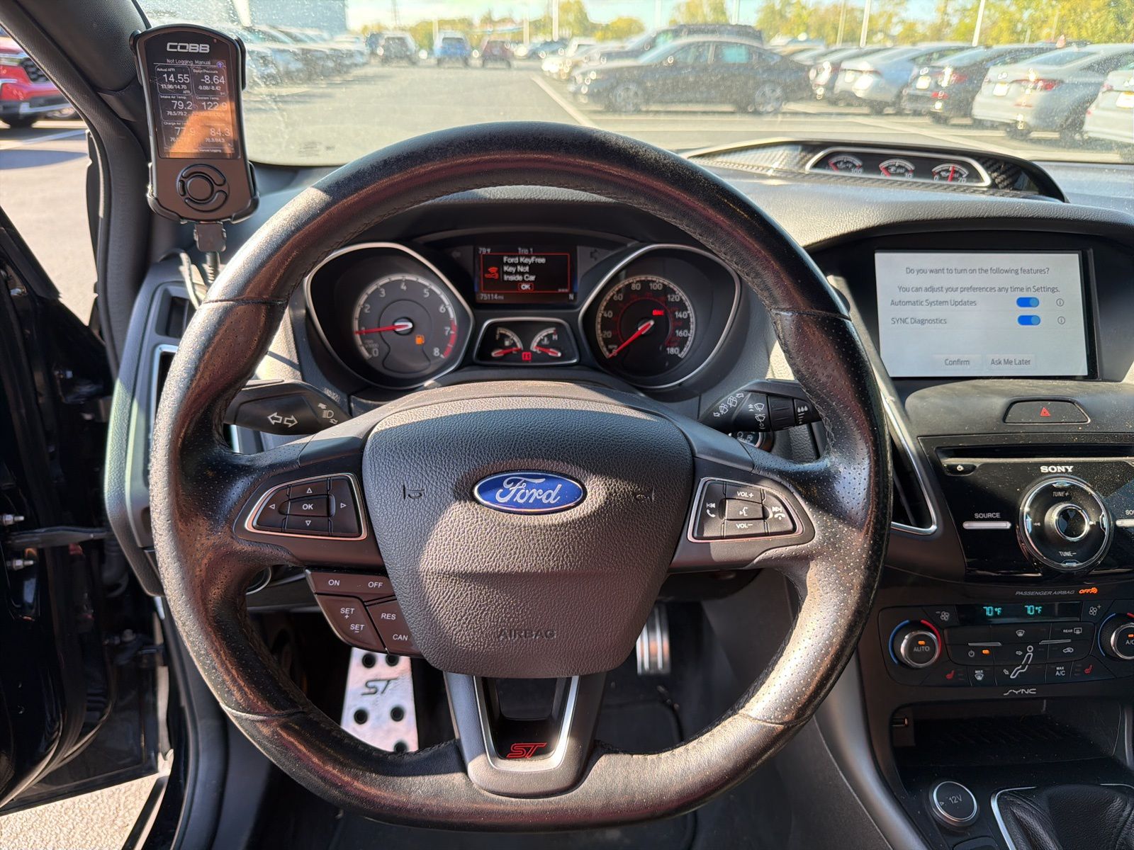 2017 Ford Focus ST photo 12