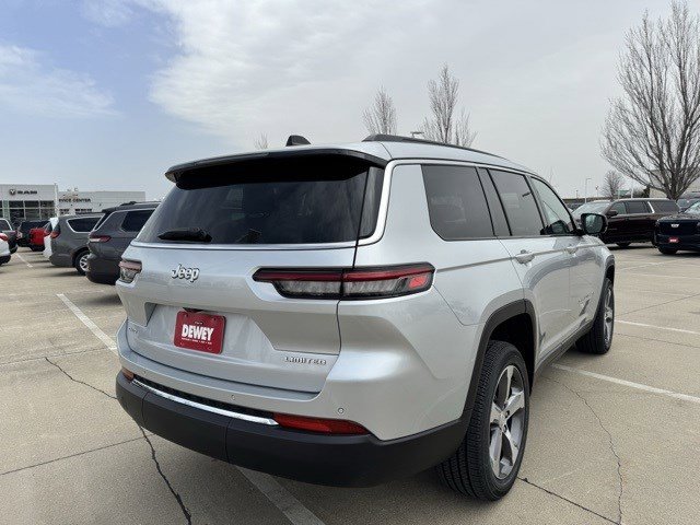 2025 Jeep Grand Cherokee Limited photo 6