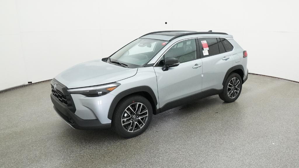 2026 Toyota Corolla Cross XLE's photo