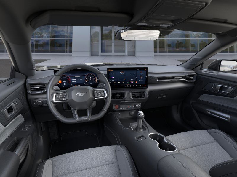 2025 Ford Mustang EcoBoost photo 9