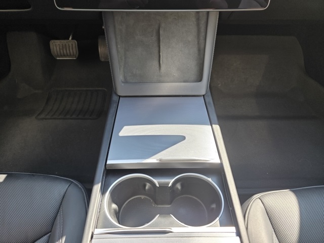 2024 Tesla Model 3 photo 16