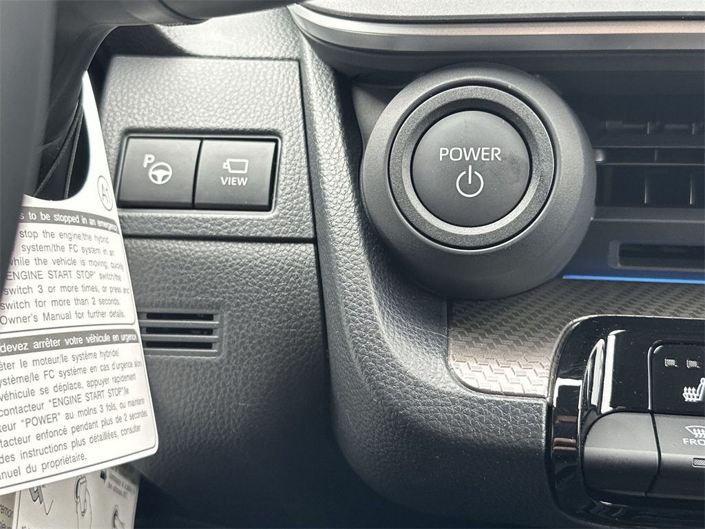 2024 Toyota Prius Limited photo 18
