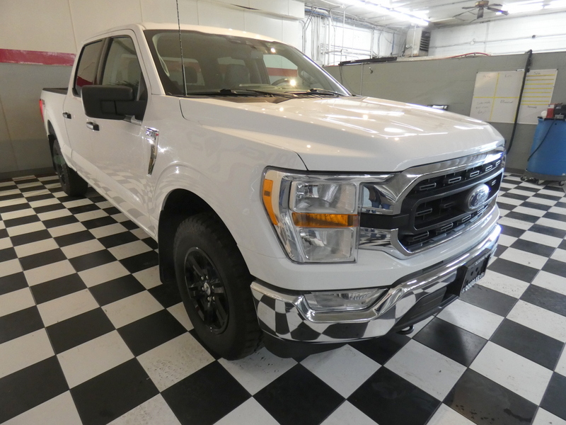 2022 Ford F-150 XLT photo 3