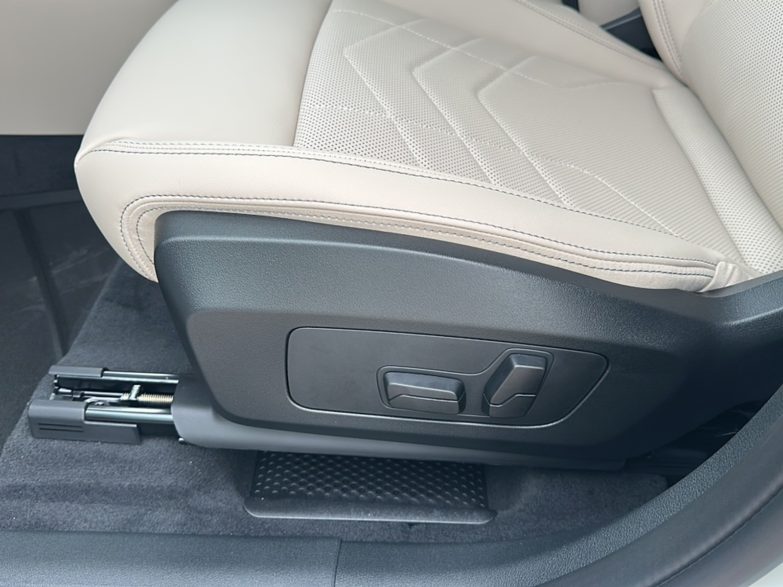 2025 Bmw X1 XDrive28i photo 7