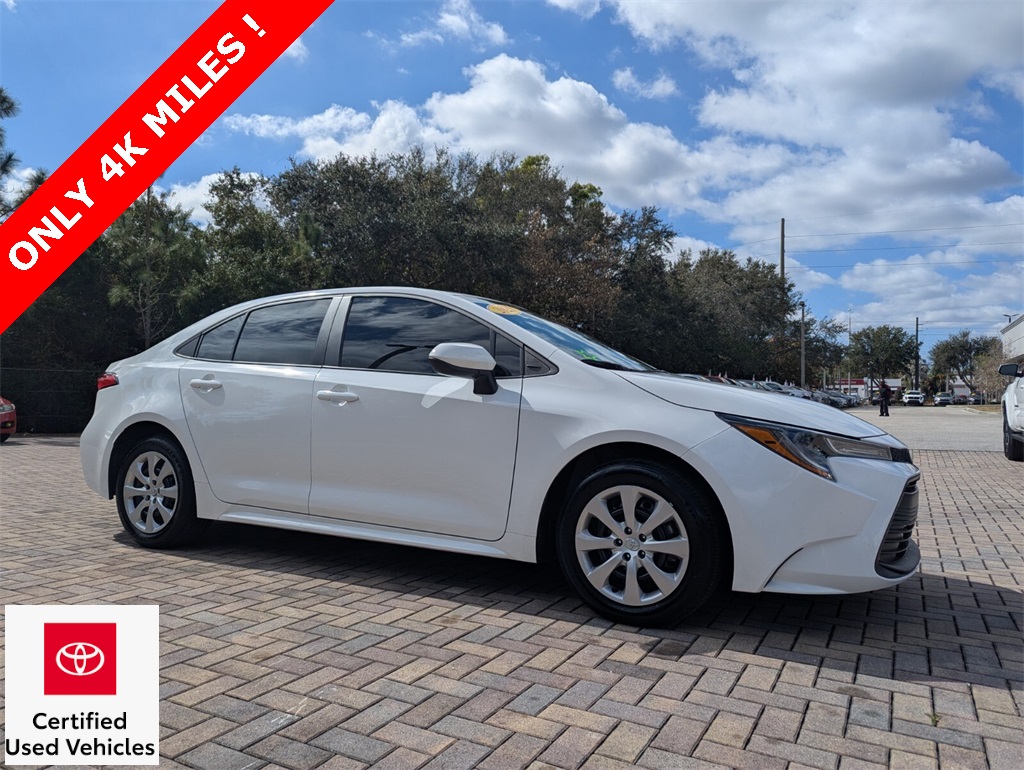 2025 Toyota Corolla LE