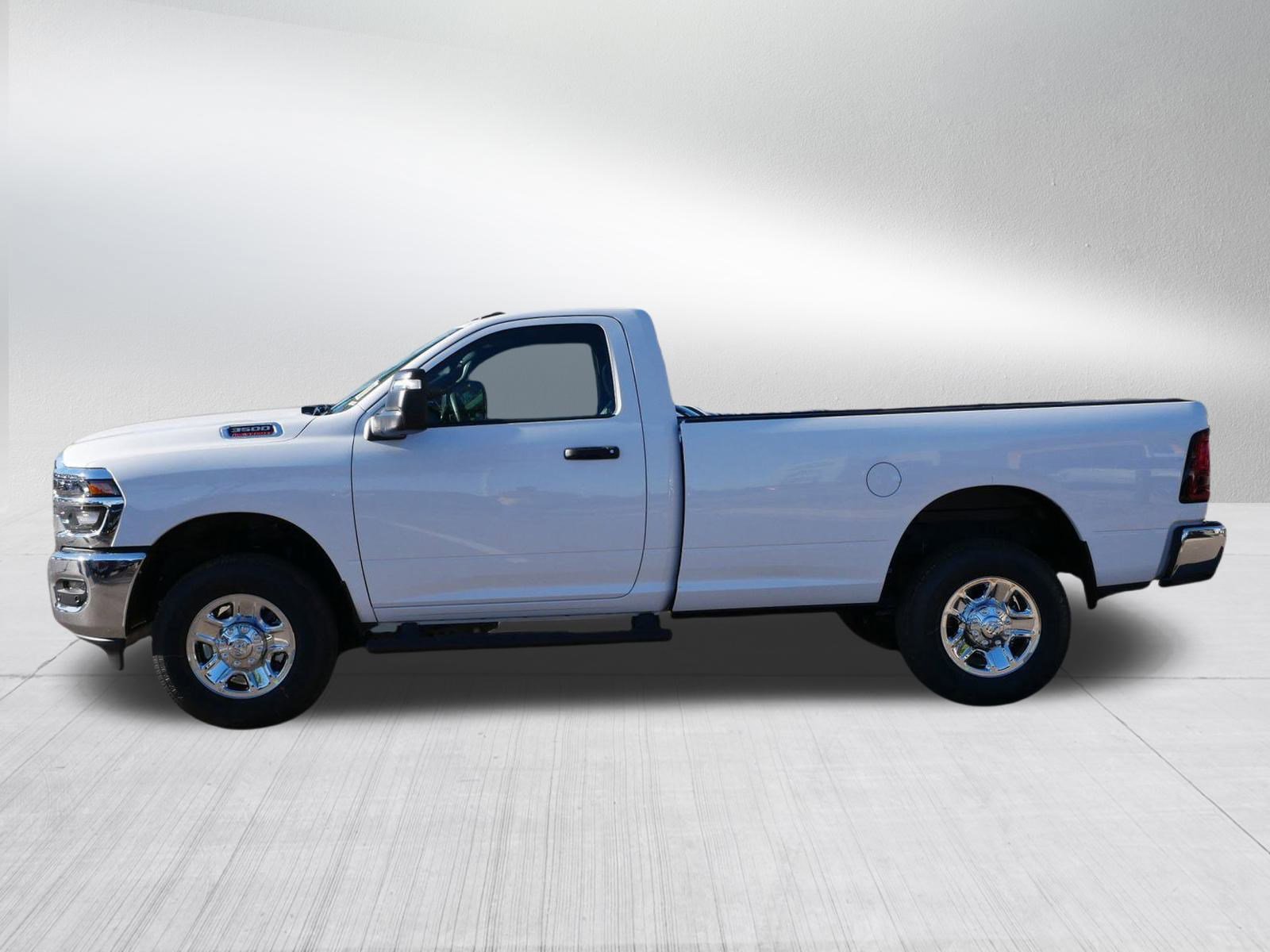 2026 Ram 3500 Tradesman photo 4