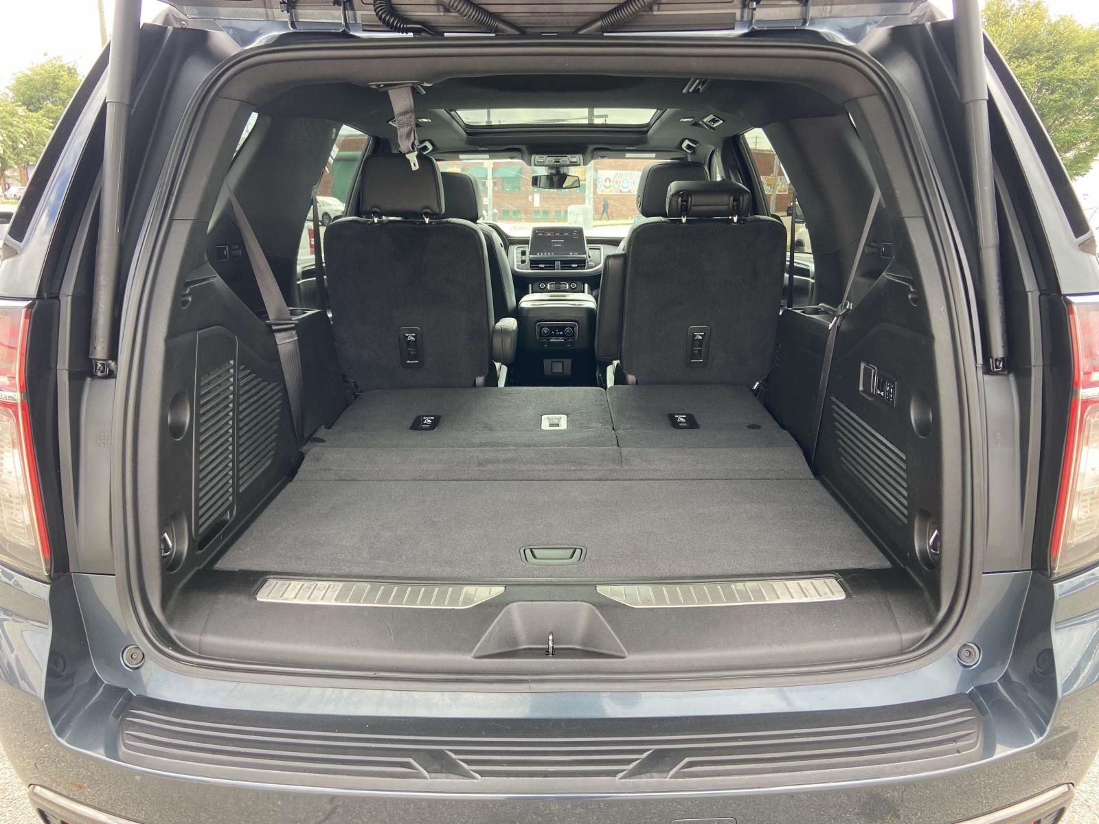2021 Chevrolet Tahoe Z71 photo 3