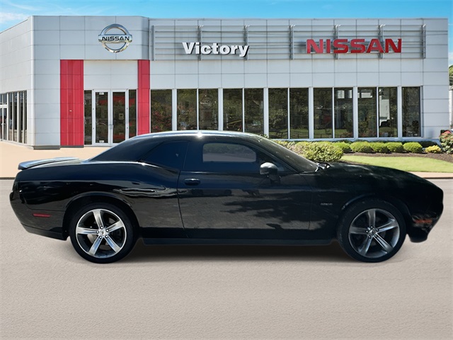 2018 Dodge Challenger R/T photo 2