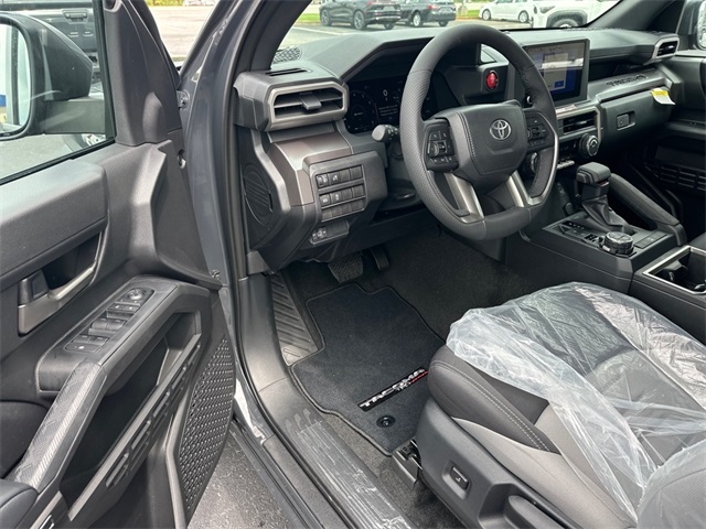 2025 Toyota Tacoma TRD Off-Road photo 6