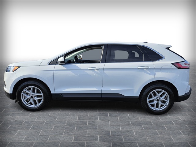 2024 Ford Edge SEL photo 4