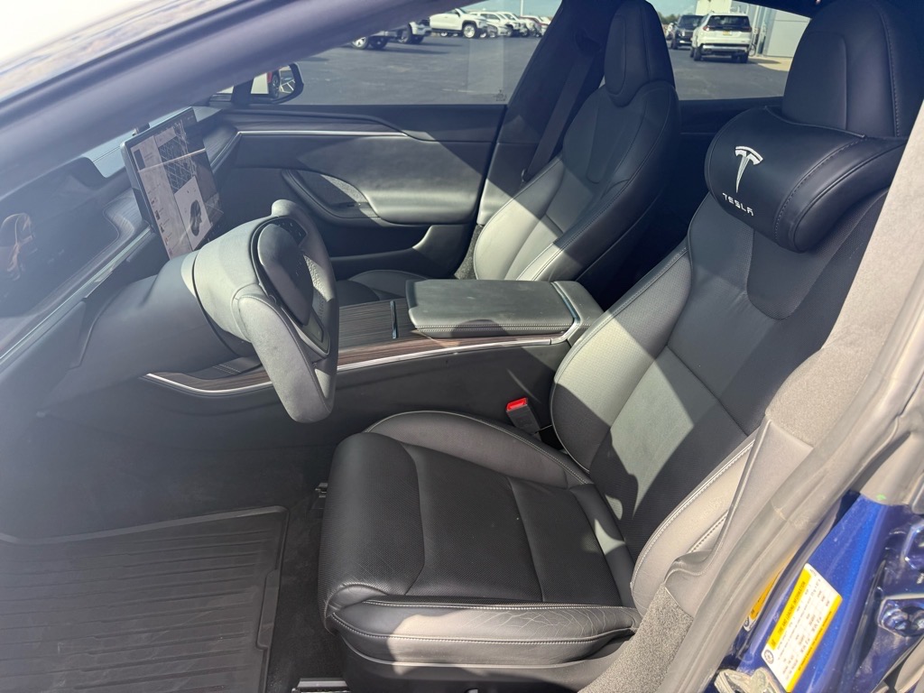 2021 Tesla Model S Plaid photo 12