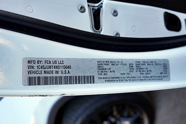 Used 2022 White Jeep Series II image 33