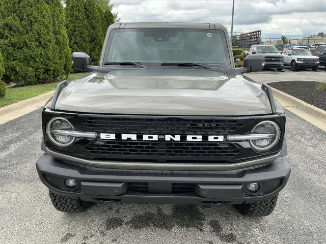 2025 Ford Bronco Outer Banks photo 8