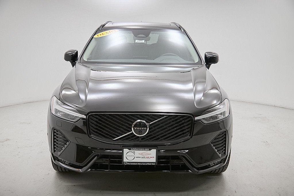 2026 VOLVO XC60 - Image 4