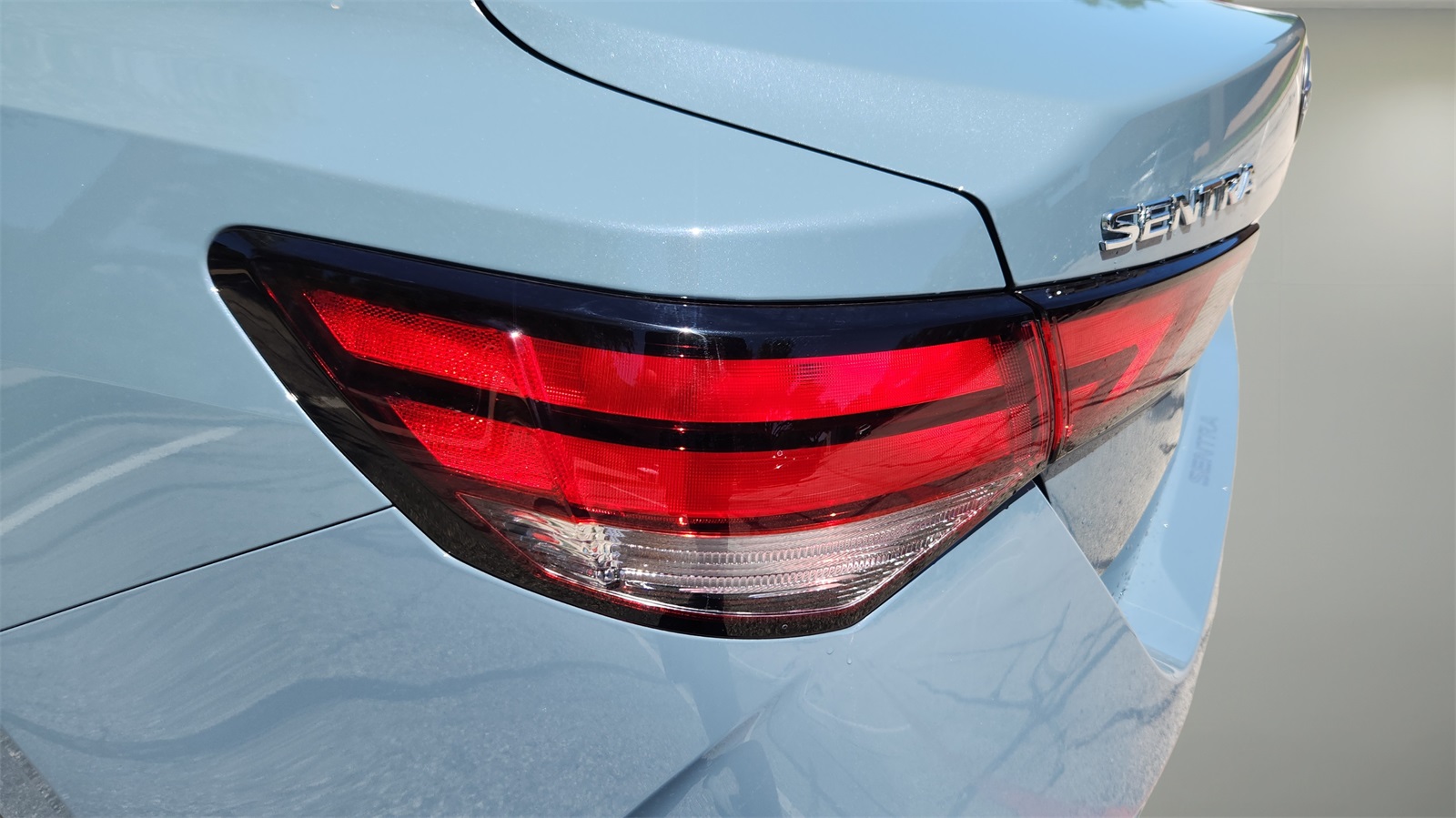 2025 Nissan Sentra SV photo 20