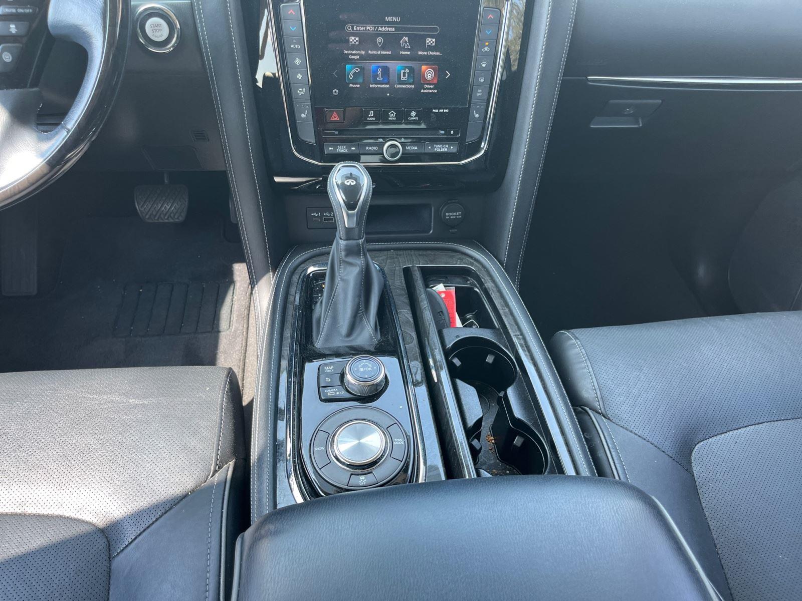 2021 Infiniti QX80 Luxe photo 10