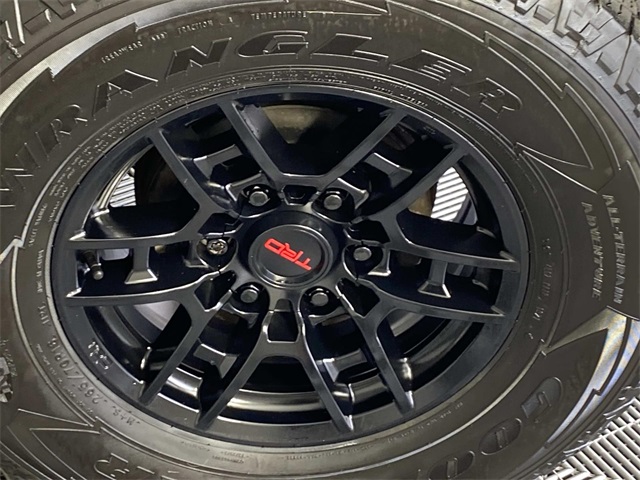 2021 Toyota Tacoma TRD Pro V6 photo 25