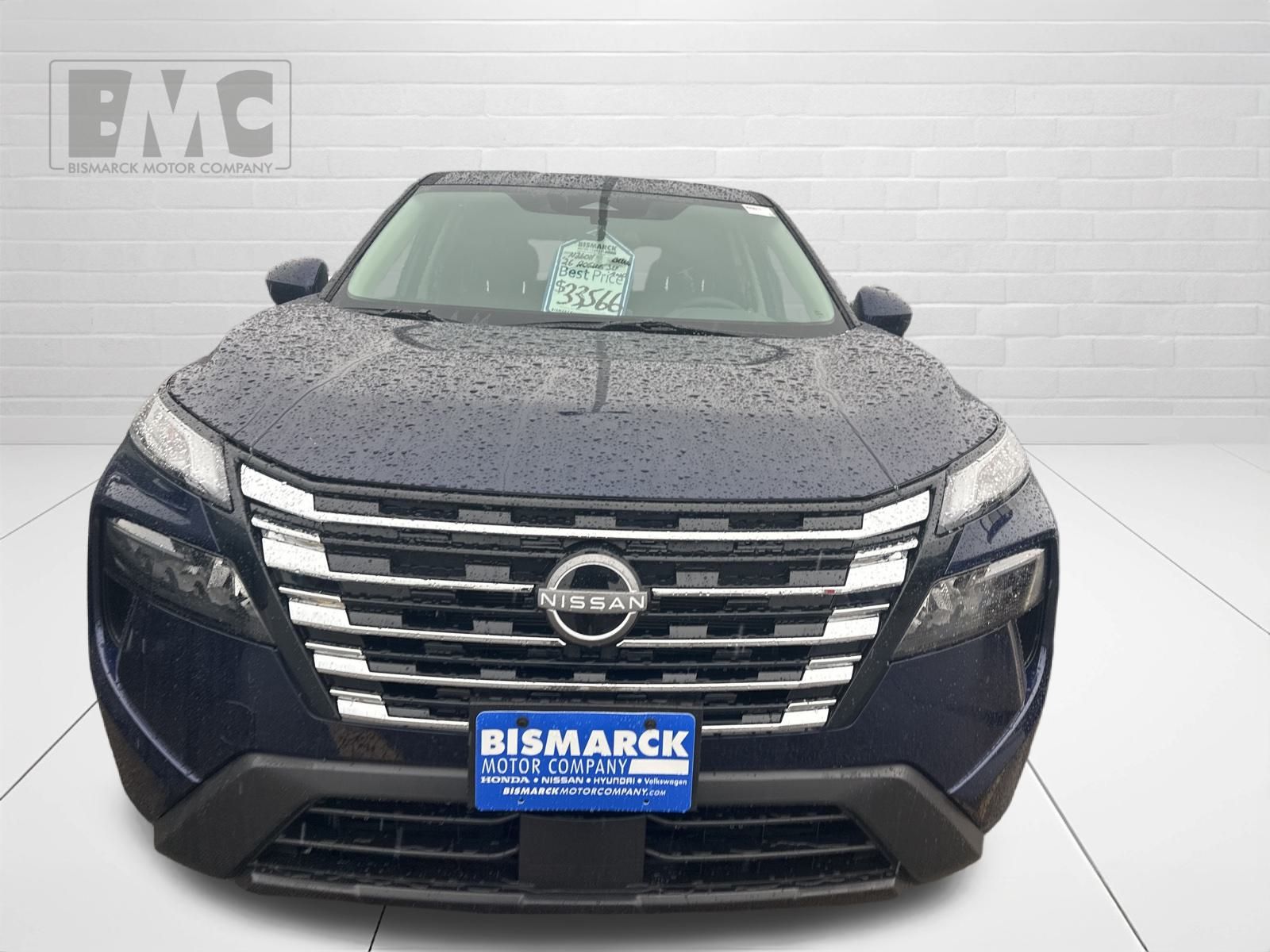 2026 Nissan Rogue SV photo 2