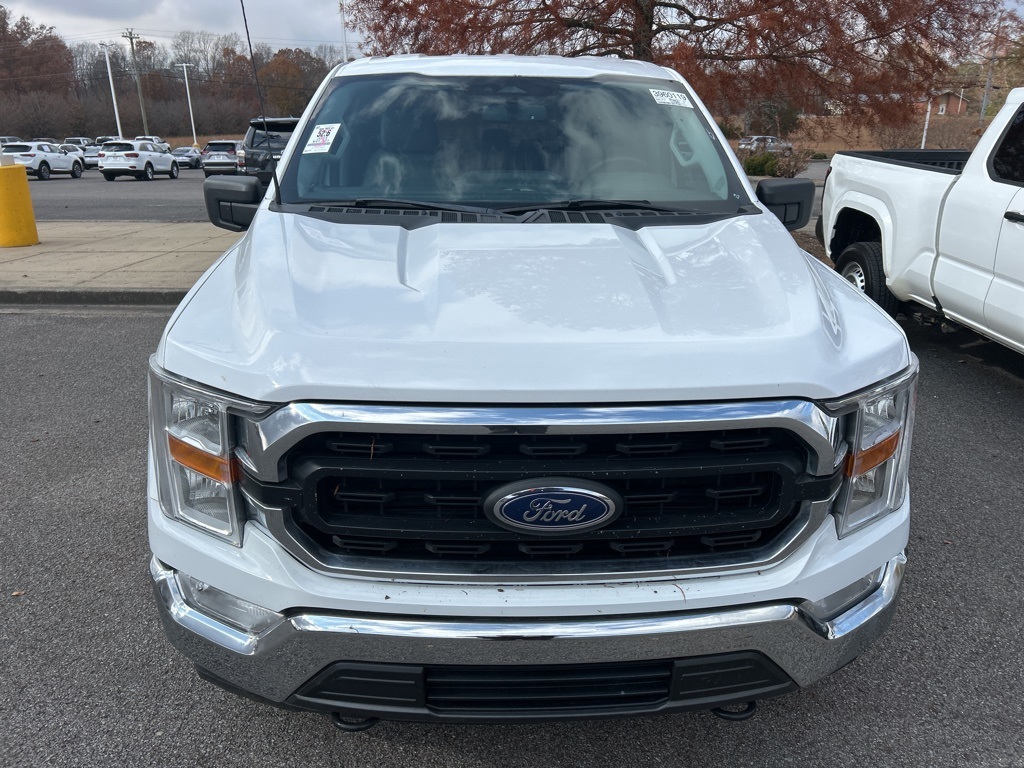 2023 Ford F-150 XLT photo 2