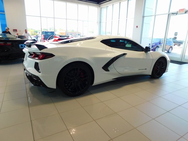 2024 Chevrolet Corvette Stingray 2LT photo 4