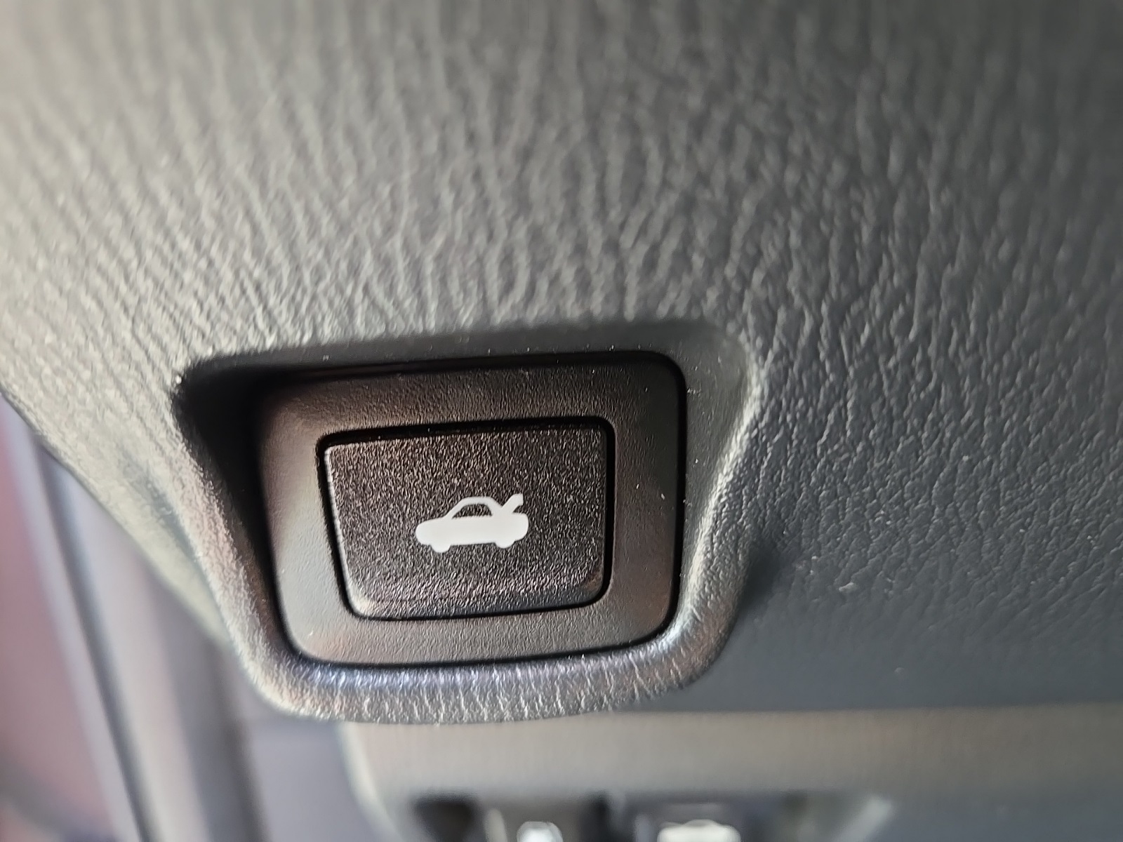 2019 Mazda Mazda6 Sport photo 16