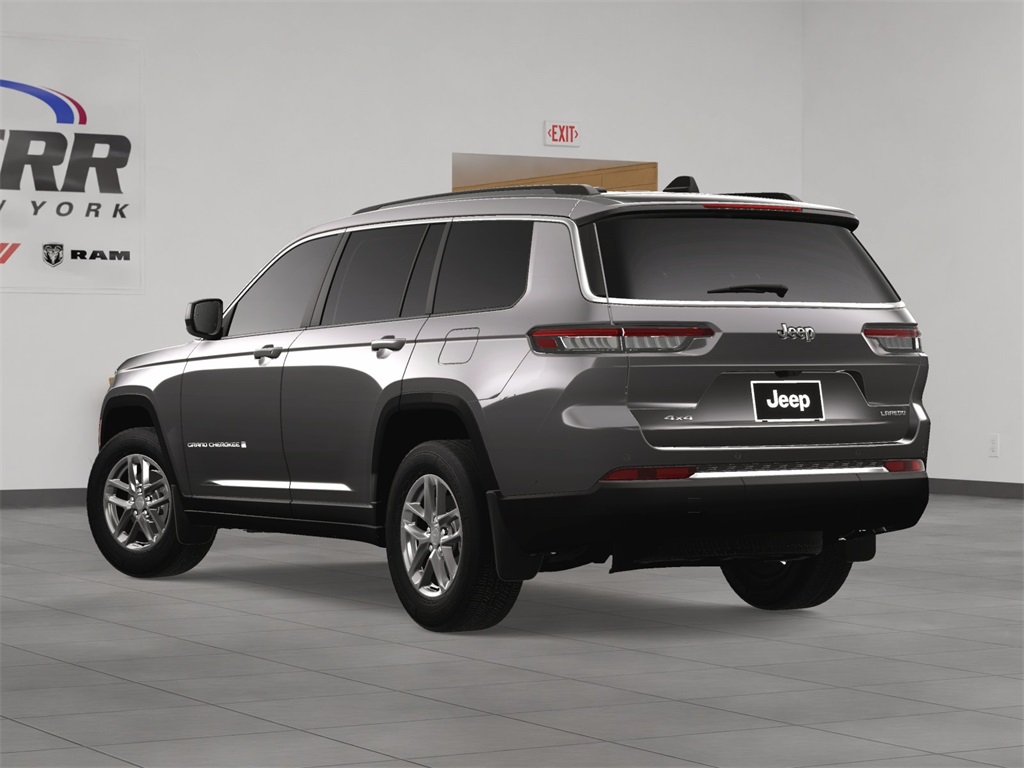 2025 Jeep Grand Cherokee Laredo X photo 4
